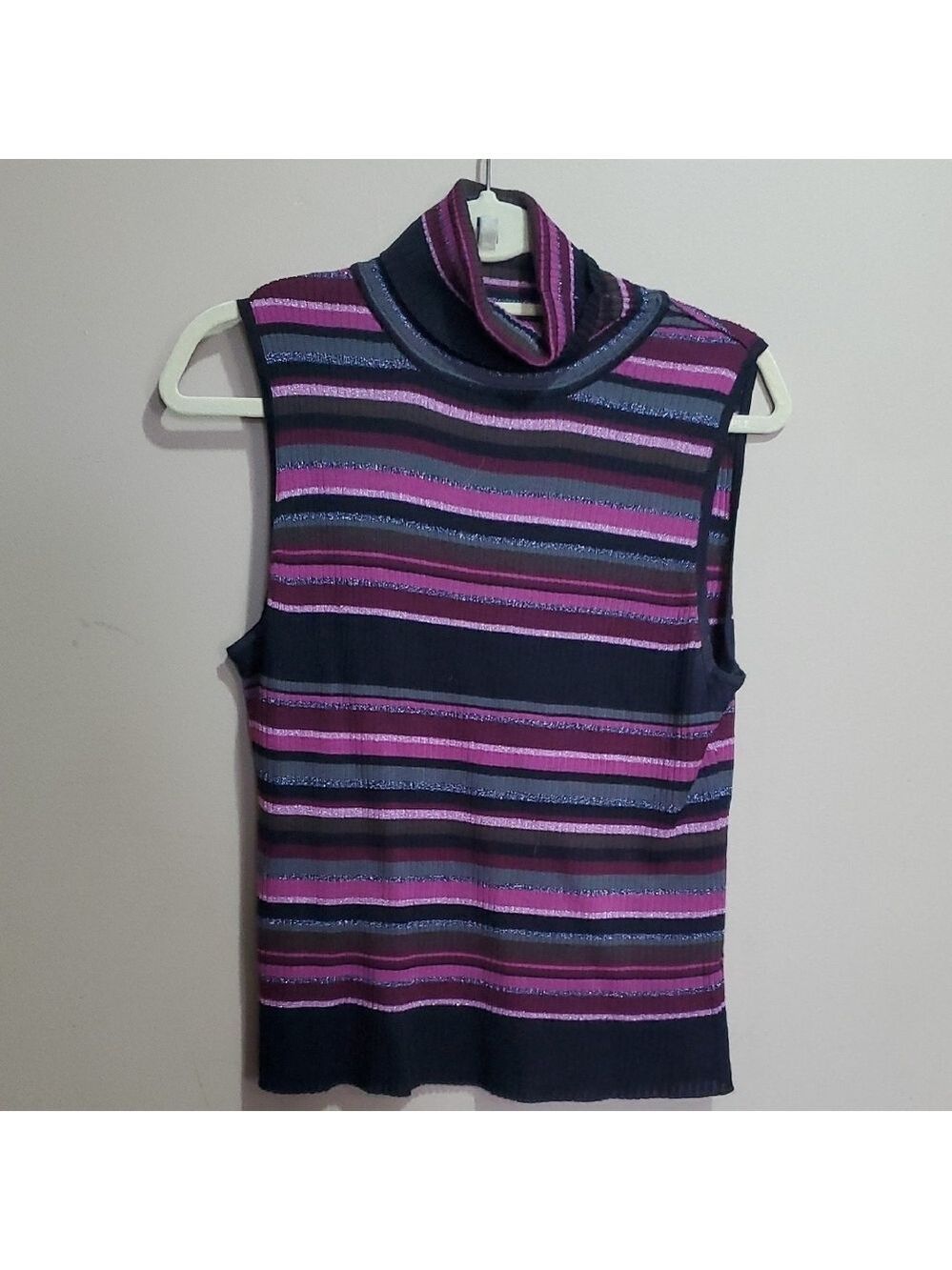 Reitmans Striped Sleeveless Turtleneck Top Size Large